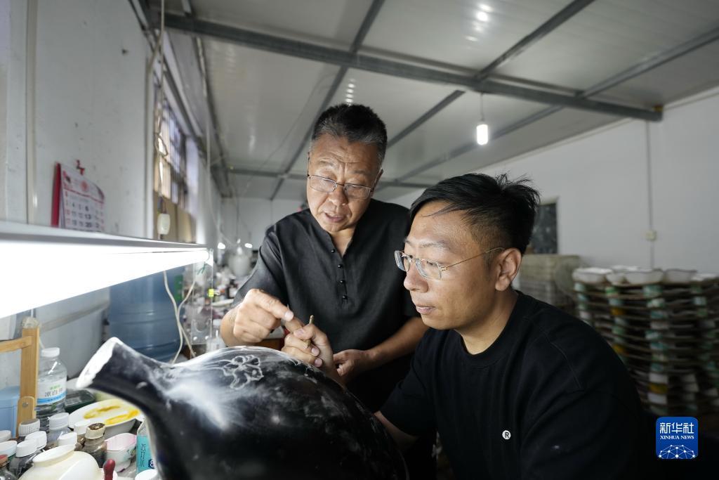 奔驰在线qq